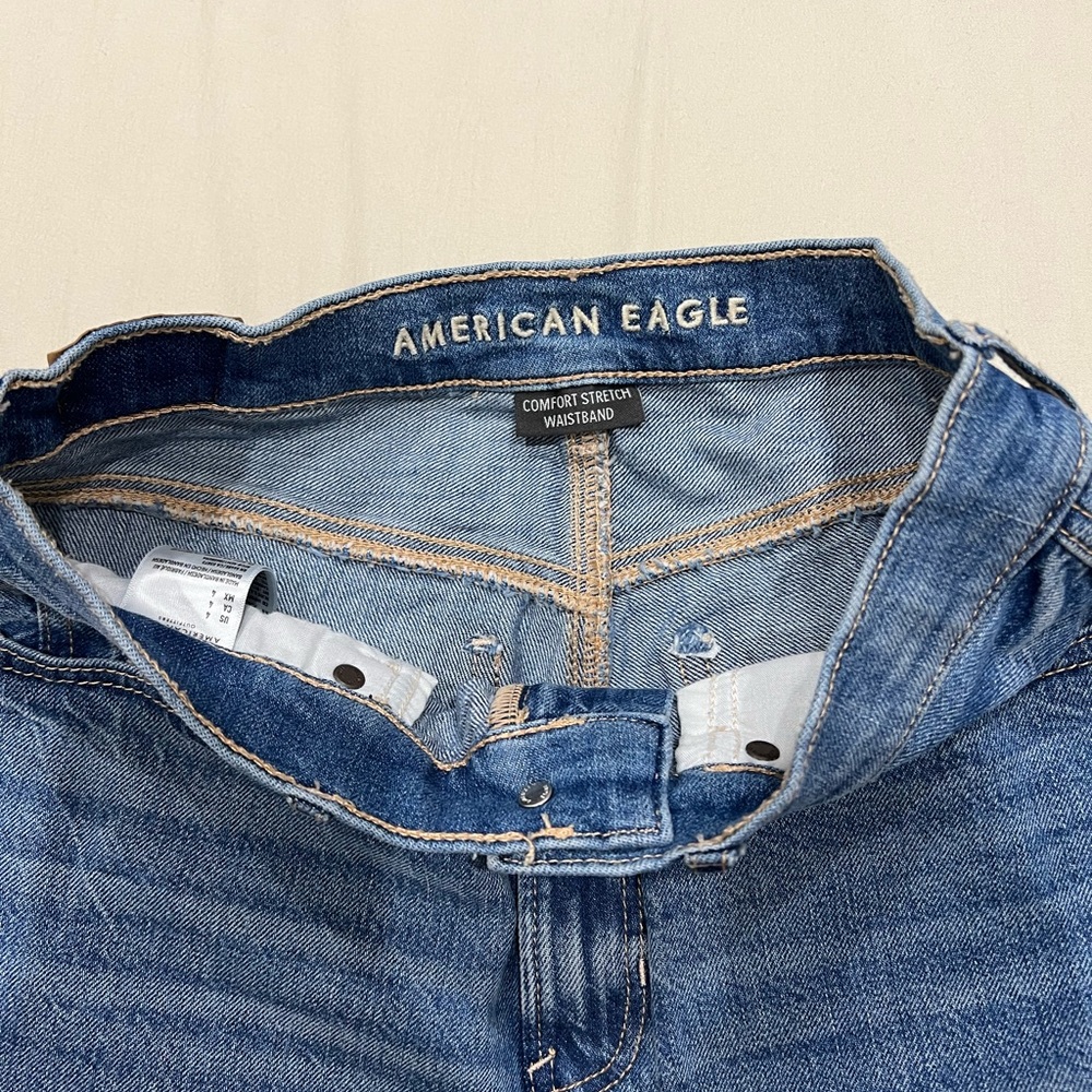 American Eagle denim shorts - Picture 3 of 4